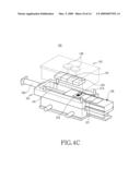 MOLDING APPARATUS AND INJECTION MOLDING METHOD USING THE SAME diagram and image