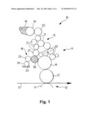 APPARATUS AND METHOD FOR APPLYING A DAMPING SOLUTION ONTO A FORM CYLINDER OF A PRESS UNIT diagram and image