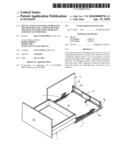 DEVICE AND SYSTEM FOR CONTROLLING THE MOVEMENT OF A FURNITURE PART, MOUNTING FIXTURE FOR SAID DEVICE AND PIECE OF FURNITURE diagram and image