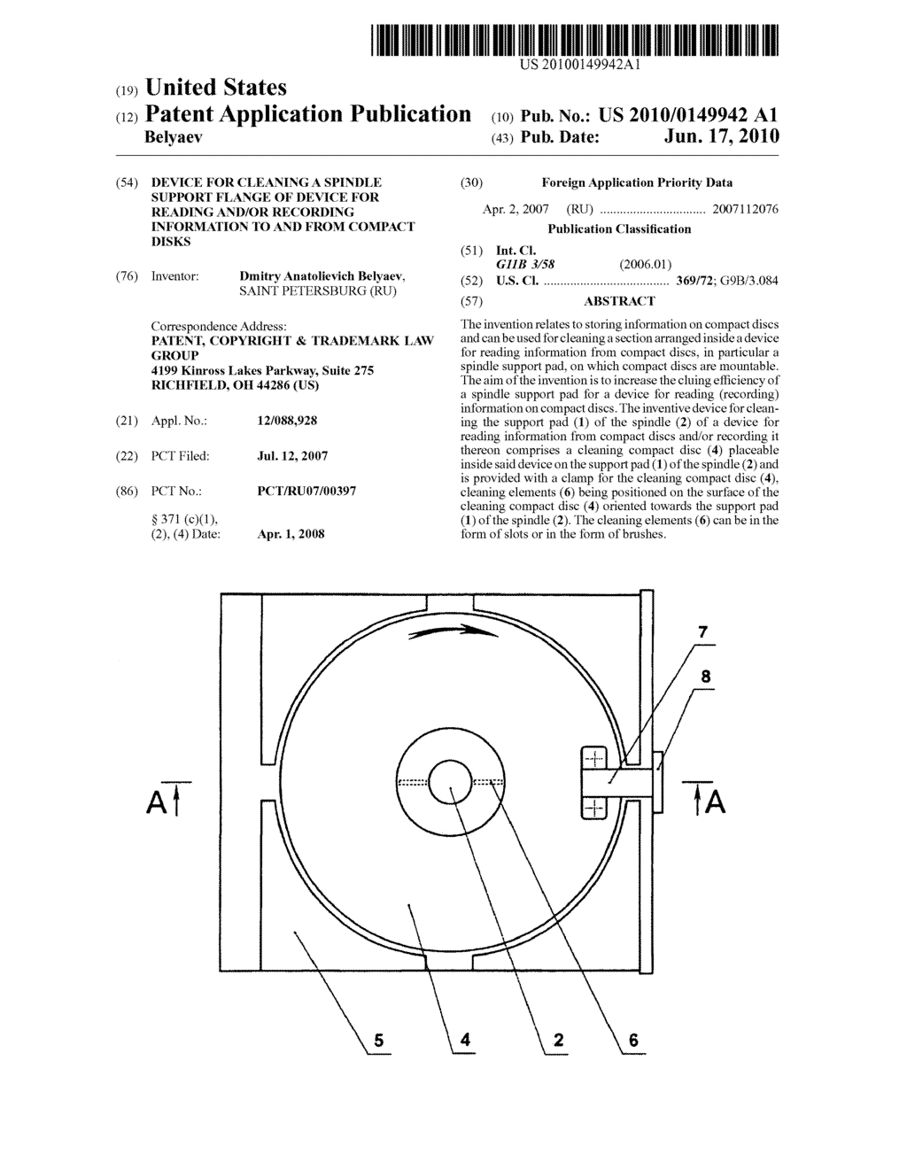 Device for cleaning a spindle support flange of device for reading and/or recording information to and from compact disks - diagram, schematic, and image 01