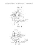 SWITCHING MECHANISM CAPABLE OF INDICATING CONTACTS STATUS AND MOLD CASED CIRCUIT BREAKER HAVING THE SAME MECHANISM diagram and image