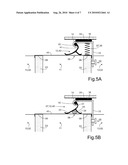 SOLAR INSTALLATION INCLUDING AT LEAST ONE SOLAR MODULE HAVING A SPRING-LOADED MOUNTING OF THE COVER PLATE diagram and image