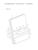 PAPER FOLDING APPARATUS AND POSTPROCESSING APPARATUS USING THE SAME diagram and image