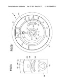 ASSEMBLY COMPRISING A DETENT FITTING AND A FREE-PIVOTING MECHANICS diagram and image