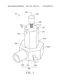 GRINDING DEVICE WITH CLEANING ASSEMBLY diagram and image