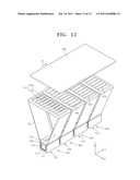 THIN FILM DEPOSITION APPARATUS, METHOD OF MANUFACTURING ORGANIC     LIGHT-EMITTING DISPLAY DEVICE BY USING THE APPARATUS, AND ORGANIC     LIGHT-EMITTING DISPLAY DEVICE MANUFACTURED BY USING THE METHOD diagram and image