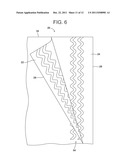 SEALED POUCHES FOR MEDICAL DEVICES HAVING TEXTURED OPENING FLANGES AND     METHODS THEREFOR diagram and image