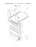 THIN FILM DEPOSITION APPARATUS AND METHOD OF MANUFACTURING ORGANIC     LIGHT-EMITTING DISPLAY DEVICE BY USING THE SAME diagram and image