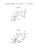 APPARATUS FOR CUTTING AND EJECTING NOODLES, AND NOODLE SCRAPER diagram and image