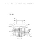 FOLDING APPARATUS HAVING ROLLS WITH VARIABLE SURFACE SPEEDS AND A METHOD     OF FOLDING A PRODUCT diagram and image