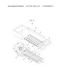 ICEMAKER AND REFRIGERATOR HAVING THE SAME diagram and image