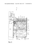 PRESS HAVING AT LEAST ONE COLLECTOR WAGON THAT CAN BE COUPLED AND     UNCOUPLED diagram and image