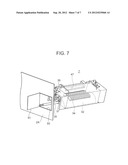 ULTRAVIOLET IRRADIATOR AND ULTRAVIOLET IRRADIATING APPARATUS USING THE     SAME diagram and image