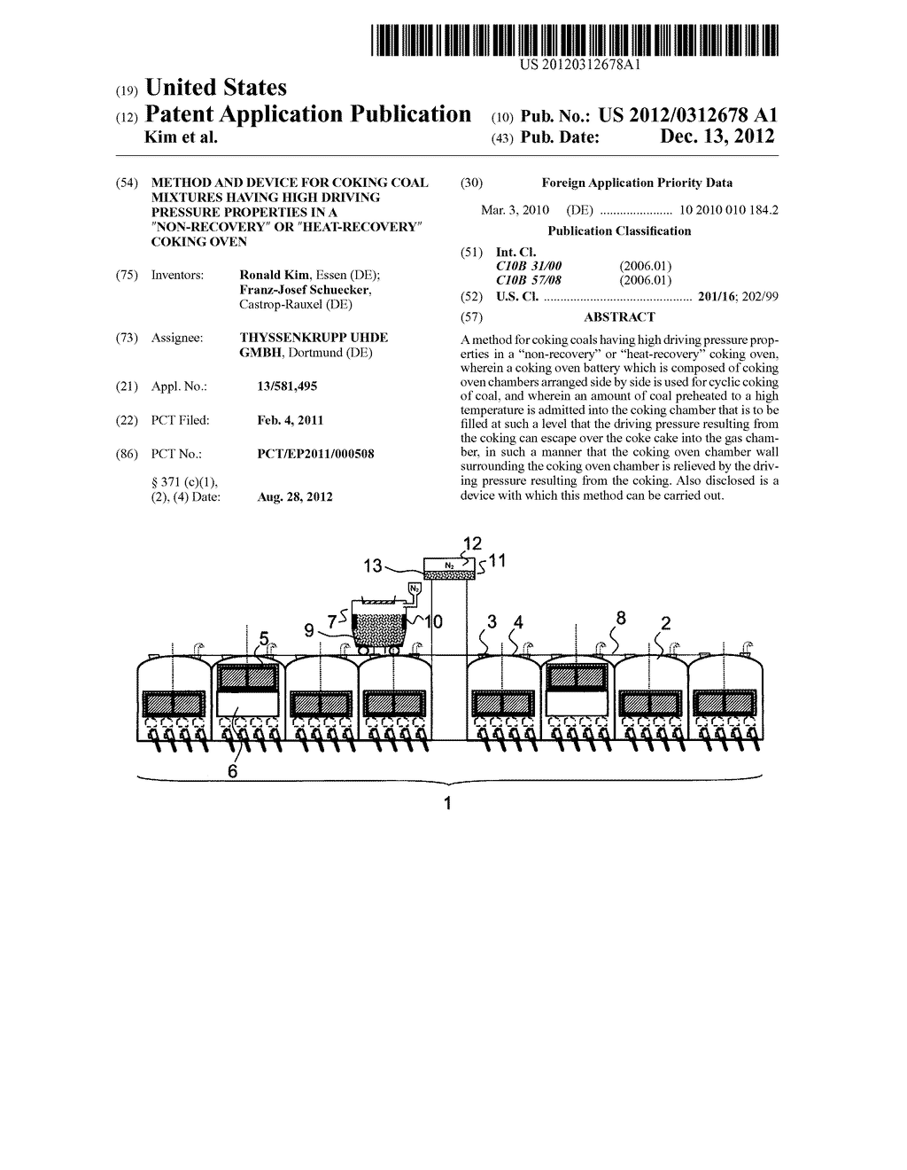 METHOD AND DEVICE FOR COKING COAL MIXTURES HAVING HIGH DRIVING PRESSURE     PROPERTIES IN A 