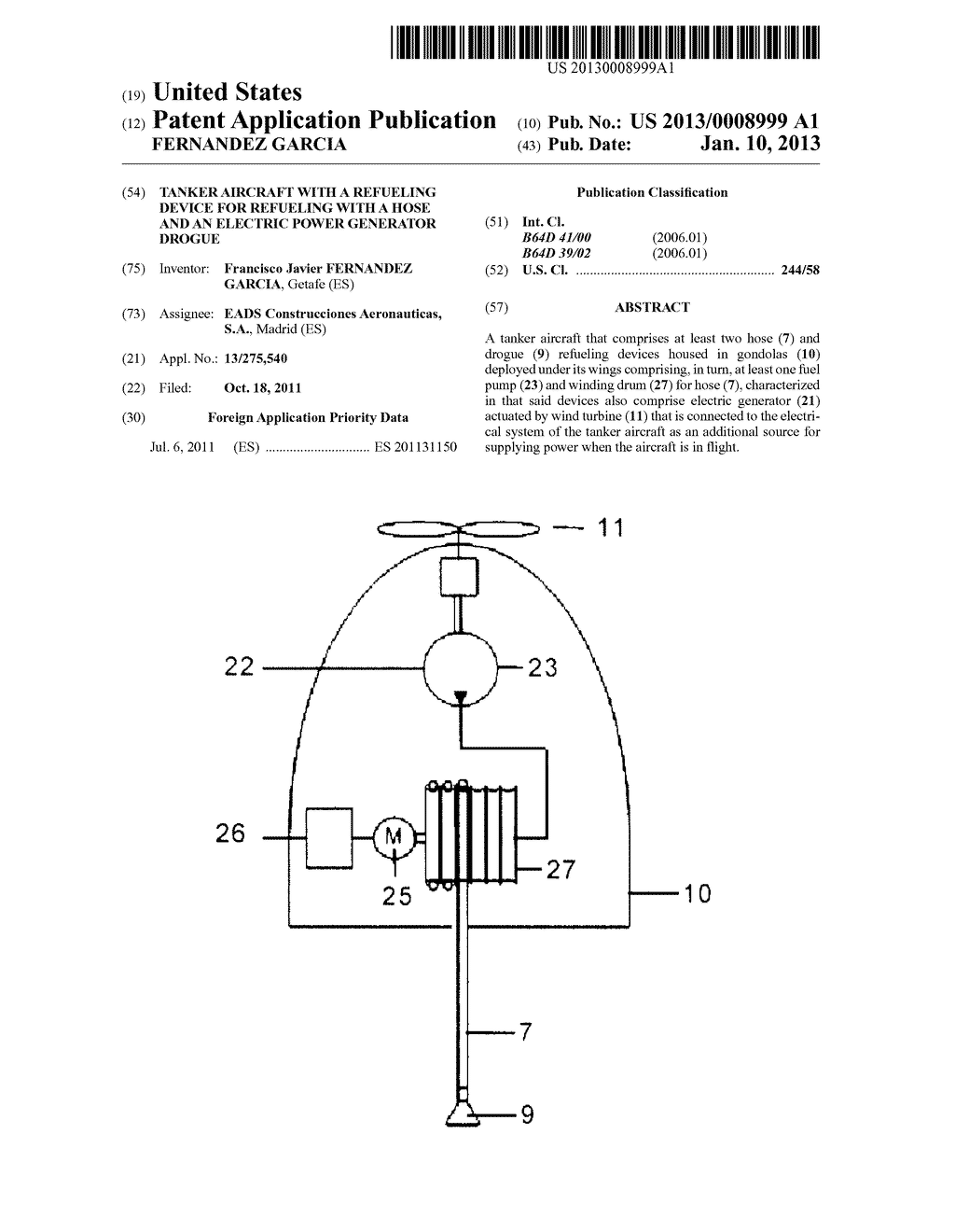 TANKER AIRCRAFT WITH A REFUELING DEVICE FOR REFUELING WITH A HOSE AND AN     ELECTRIC POWER GENERATOR DROGUE - diagram, schematic, and image 01