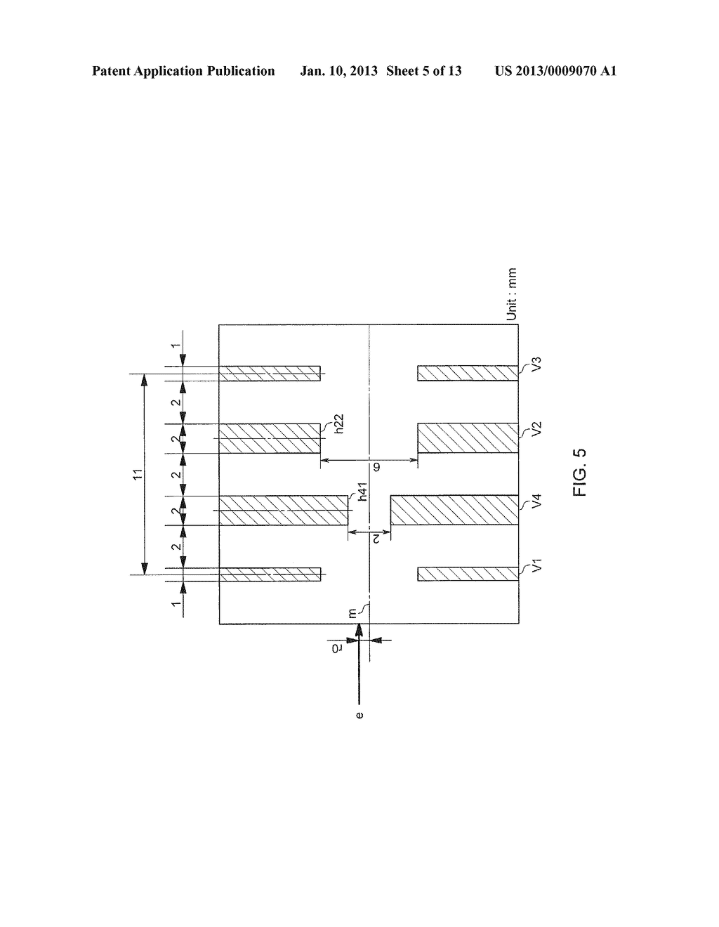 ELECTROSTATIC LENS FOR CHARGED PARTICLE RADIATION - diagram, schematic, and image 06