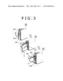 BATTERY WITH ELECTRODE ARRANGEMENT IN RELATION TO THE HOLDER diagram and image