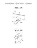 BATTERY WITH ELECTRODE ARRANGEMENT IN RELATION TO THE HOLDER diagram and image