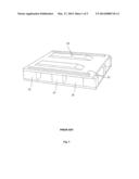 PALLET, METHOD OF MANUFACTURING AND METHOD OF TRANSPORTING OR HANDLING     GOODS diagram and image