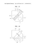 APPARATUS FOR TREATING SUBSTRATE AND METHOD FOR CARRYING SUBSTRATE diagram and image