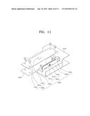 ROBOT AND SUBSTRATE HANDLING APPARATUS INCLUDING THE SAME diagram and image