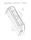 COMMUNICATION DEVICE AND ANTENNA THEREOF diagram and image