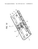 Battery tray, electronic apparatus, and vertical grip device diagram and image