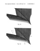 AIRCRAFT COMPRISING A CENTRAL FAIRING THAT ADJUSTS THE PRESSURE ON THE WING STRUCTURES BY MEANS OF LOCAL GEOMETRIC DEFORMATIONS diagram and image