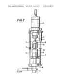 APPARATUS AND METHOD FOR FACILITATING THE CONNECTION OF TUBULARS USING A TOP DRIVE diagram and image