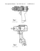 DISCONTINOUS TIGHTENING WRENCH COMPRISING MEANS FOR MEASURING DYNAMIC EVENTS CAUSED BY THIS TIGHTENING ON THE CASING OF THE WRENCH diagram and image