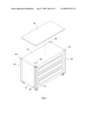 MOVABLE TOOLBOX WITH PADDED CORNERS AND TOP diagram and image