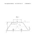 Display device having high brightness uniformity at positions close to light source diagram and image