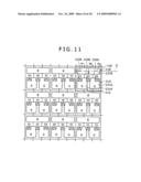 Display device, method of laying out light emitting elements, and electronic device diagram and image