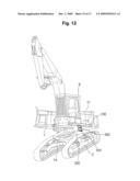 STEP APPARATUS FOR HEAVY CONSTRUCTION EQUIPMENT AND TREE HARVESTER HAVING LEVELING SYSTEM diagram and image