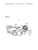 FOLDING ELECTRONIC DEVICE AND DEVICE FOR REDUCING UNDESIRED PLAY IN HINGE DEVICE diagram and image