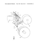 DEVICE AND METHOD FOR REMOVING A PEELABLE SEAL diagram and image