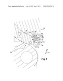 MOLDING DEVICE PROVIDED WITH A CONTROLLED MEANS FOR CLAMPINGLY ATTACHING A     HALF-MOLD BY MEANS OF SLIDABLE ATTACHMENT BOLTS diagram and image