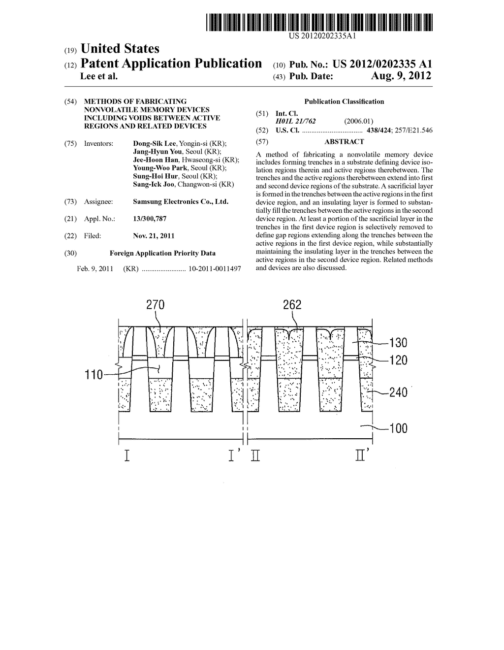 METHODS OF FABRICATING NONVOLATILE MEMORY DEVICES INCLUDING VOIDS BETWEEN     ACTIVE REGIONS AND RELATED DEVICES - diagram, schematic, and image 01