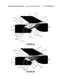 TURBOSHAFT ENGINE SUPPORTING PYLON COVERED WITH A POROUS MATERIAL AND     TURBOSHAFT ENGINE/PYLON ASSEMBLY diagram and image