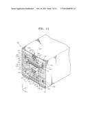 ORGANIC LIGHT-EMITTING DISPLAY APPARATUS AND METHOD OF MANUFACTURING THE     SAME diagram and image