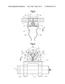 METHOD AND DEVICE FOR THE TRANSFER OF PIECE GOODS TO A CONVEYING     INSTALLATION diagram and image