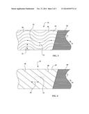 TIRE COMPRISING CARCASS REINFORCEMENT CABLES HAVING LOW PERVIOUSNESS, AND     TEXTILE THREADS ASSOCIATED WITH THE CARCASS REINFORCEMENT diagram and image