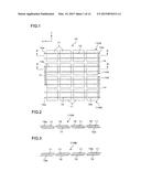 STRINGING DEVICE AND STRINGING METHOD AS WELL AS PHOTOVOLTAIC MODULE     MANUFACTURING DEVICE AND MANUFACTURING METHOD diagram and image